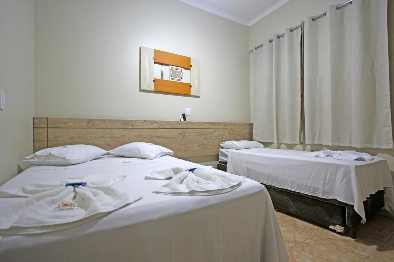 Flores Em Vida Inn